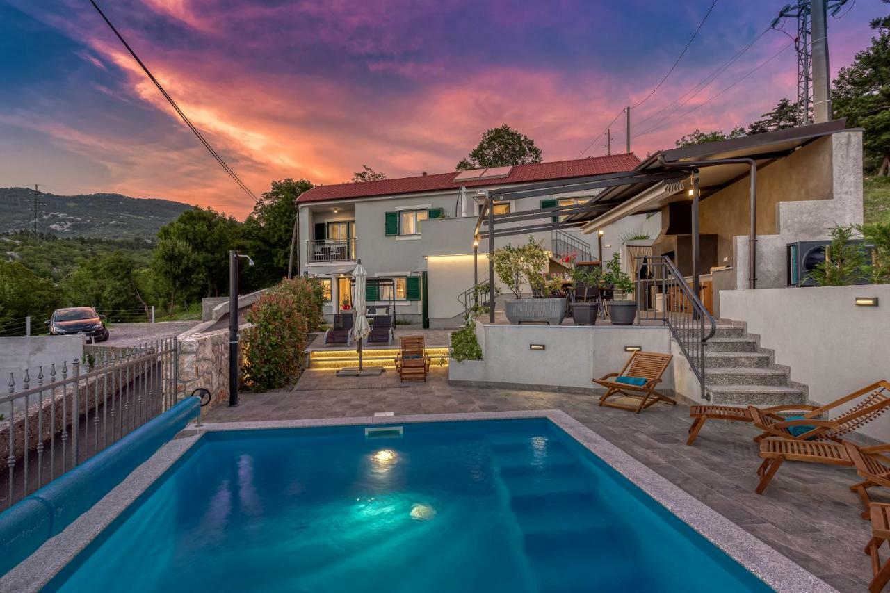Leta In A Oasis With Fitness, Souna, Heated Pool & Barbecue, Kvarner Villa Hreljin